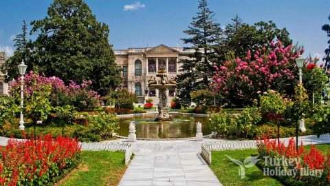 Dolmabahce-Palace